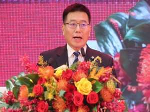 张伟泽(给孩子起个好名字，爸爸姓张，妈妈姓梅，2012年12月14日凌晨1点12分出生，缺木缺火?)
