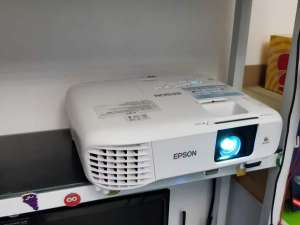 爱普生打印机有墨但是打印不出来（爱普生喷头不出墨）