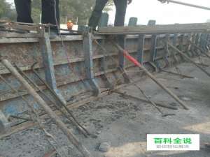 高速公路桥梁桥面铺装与防撞墙施工技术