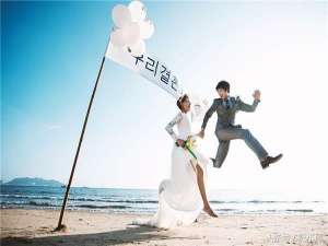 婚礼纪电子请帖音乐怎么自动播放（婚礼纪制作电子请帖怎么设置音乐）