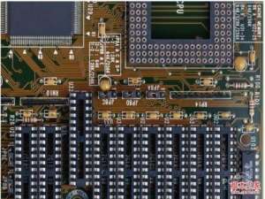 内存插槽是什么及内存金手指的介绍