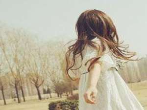 QQ头像女生背影或者侧面大全