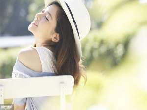 用ps制作汽车飞驰效果（ps怎么做车轮转的动效）