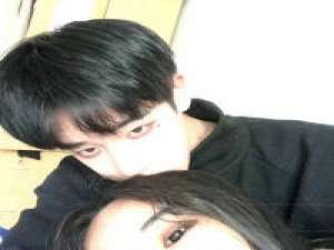 我想要牵着你的手. 你就不会害怕我被别人