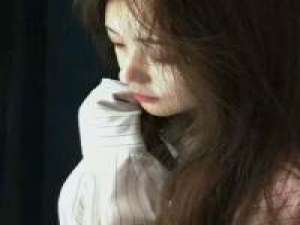 我在西北，一山又一山。与你相隔，一关又... 男人不色，何来英雄本