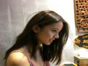 来世做春风 流浪又自由 我等的他，何时才会回