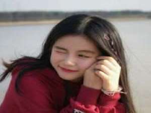 拿图给花。 每个人，都在为不同的