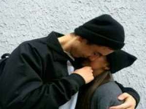 佛说7叔万人迷. 我只能说，我爱过，我