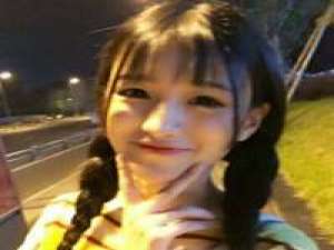 我是女娲 我快饿死了 快给我发二十块钱给我... 记忆前除了想念，只剩