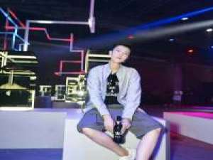 错了性别?不错爱 .︵. 其实， 我一