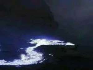 潮图. 尽力爱了的人，分开之