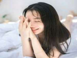 “ 谁能一如既往 不改初见模样 ” 是不是我不善言辞就活