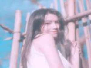 后来你的身旁来了很多其他太多的人我像一只... 老娘，是的不怕。老子