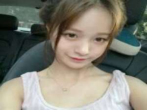 依偎着你心跳声如此频