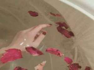 烟伤肺  酒伤胃  感情不同直击心脏 过往的青春，诉写白纸