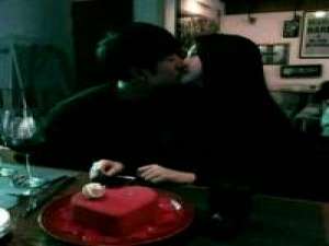 现在都他  对我忽冷忽热 我真的好累  好... 你为什么失眠，月色与