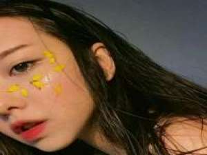 “得到不想要 想要得不到” 同龄的女生总比男生成