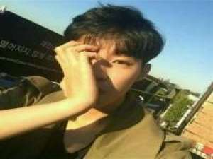 自爱沉稳 而后爱人 若爱长成了刺 思念变