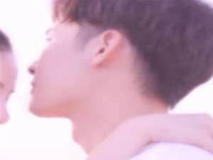 qwq 你在远方的山上春风十