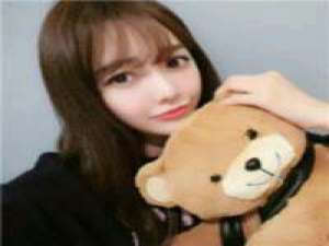 三杯两盏淡酒，怎敌它晚来风急！ 一个人对你若即若离，