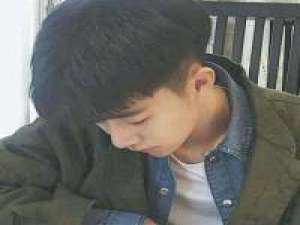 这一生太漫长 你可以不用记得我 想到你就会笑 你说这