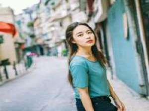 呵呵 没有人喜欢孤独只是比