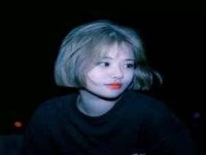 你还记得你爱得遍体鳞伤的时候么 在虚实交错场景狂奔的