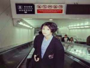 他知道风从哪个方向来 那个男孩，我陪他成熟