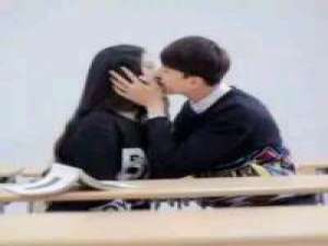 爱就是放手 明明近在眼前 却遥不