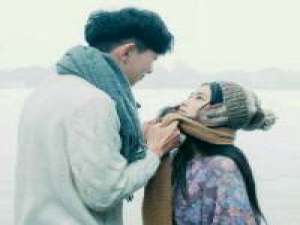 其实我并不温暖　仅仅