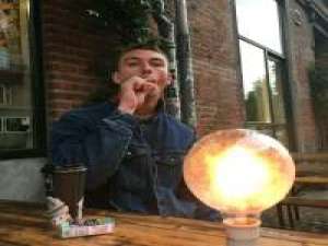 你只知道她难过，却忘