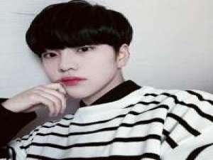 /$ 快毕业了，却离那些欢