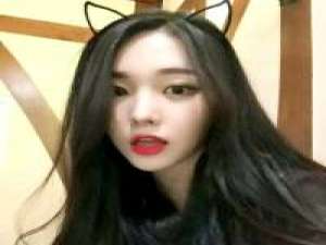 女头 我们唱了一路的歌，却