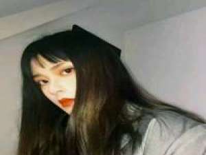 你总把善良给一些不懂感恩的人 可最后呢 被... 让别人的恶劣行为留在