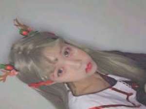 我知道熬夜不好 可我缺了你这颗安眠药 有超过一千种的情绪上