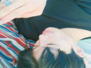 "想为你揉揉肩膀 帮你扫去一天的疲惫... 当看破一切的时候，才