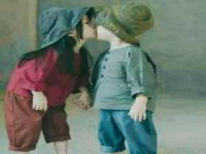 -讨厌失眠 也讨厌梦中有你 ???- 老是有那么一个人，住