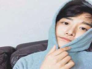 你的未来我奉陪到底。