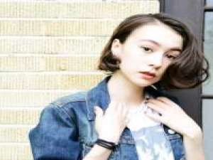 我们有笑容     我们曾心动    ... 很久之后我才明白，不