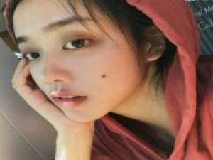 要等到10月26头像QQ才能换头像qaq 待我长发及腰，少年你