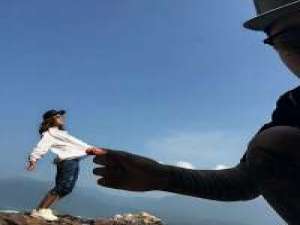 嗯 这些我都用不上了希望有人会喜欢。 上帝只给你生命 管你