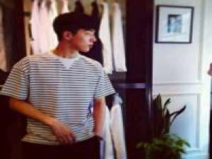 “给你们三个选择，一跟我走，二跟我死，三... 想沉醉在伱的怀里 这