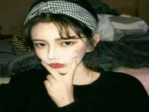 没有故事 不凑热闹. 男人喜欢漂亮脸蛋，女