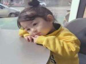 要乖乖待在我身边哦 ?不然我就把你喂猪猪... 两个人在一起 有了对