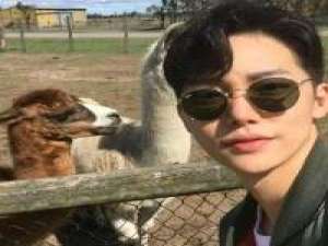 终其一生，   我只想取悦一个人 ... 你怎么会是我 你永远