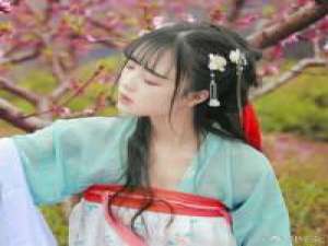 你陪她聊天 却忘了 我也寂寞你送她回家 却... 看不清的是你对爱的冷