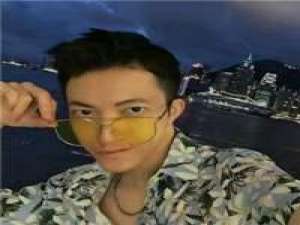 别说话，看上眼的扣个小1 你以为我会视而不见你