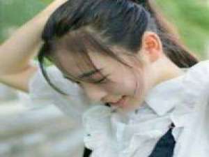 阿呆” 就算你能忍住不找他，