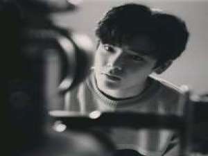 心之所往不过是痴心妄想侯明昊 偶尔期待，从不指望。