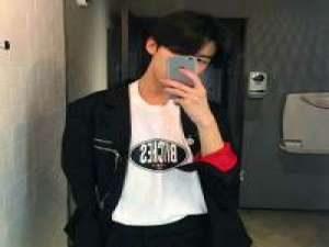 外面风很大 一起回家吧 很多年以后，开始相信